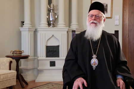 27 χρόνια προσφοράς και μαρτυρίας: Αρχιεπίσκοπος Αλβανίας Αναστάσιος «Αυτοί που δεν γνωρίζουν το ευαγγέλιο είναι αδικημένοι»