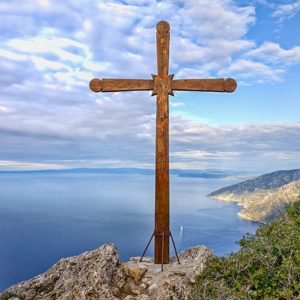 Ο Σταυρός του Κυρίου και η σημασία του στη ζωή του Χριστιανού